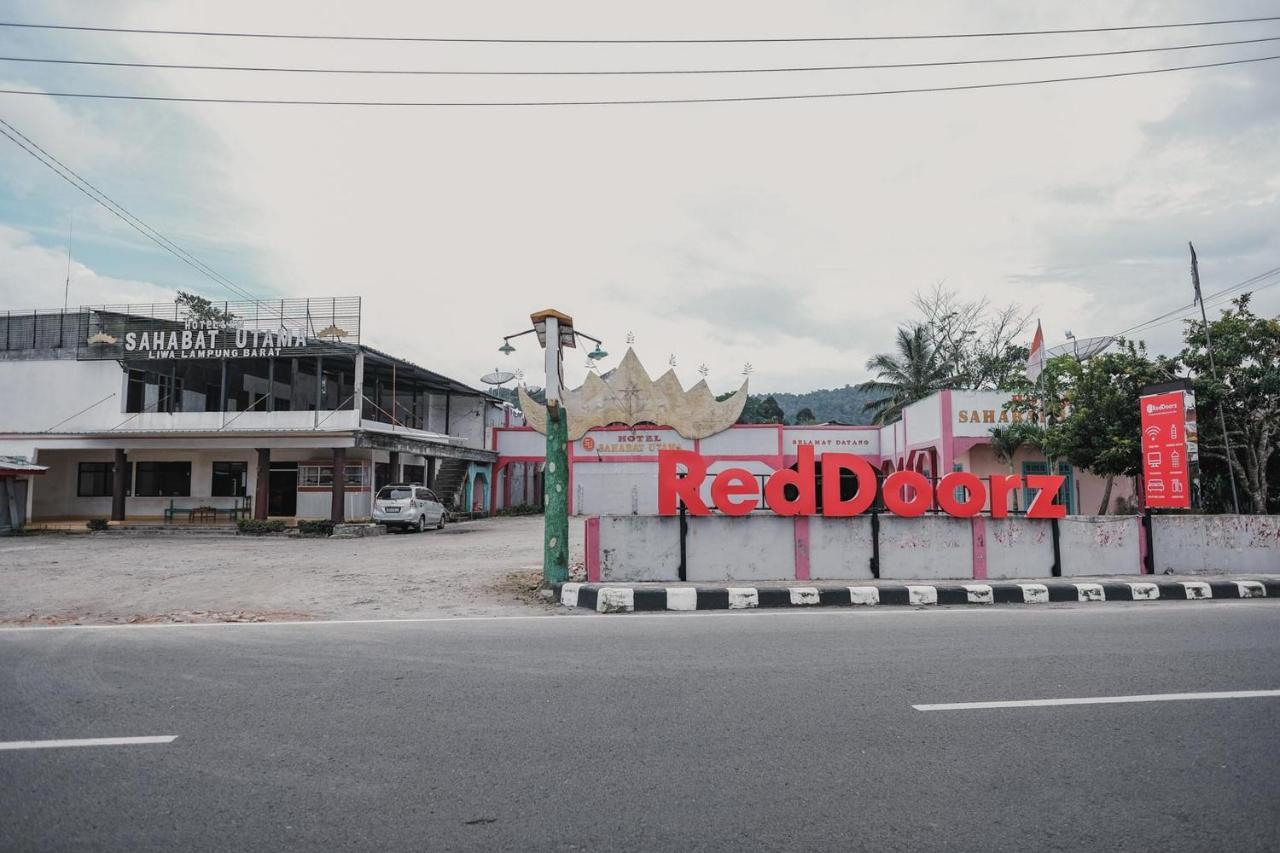 Reddoorz Syariah Near Kebun Raya Liwa Negarabatin Exterior foto